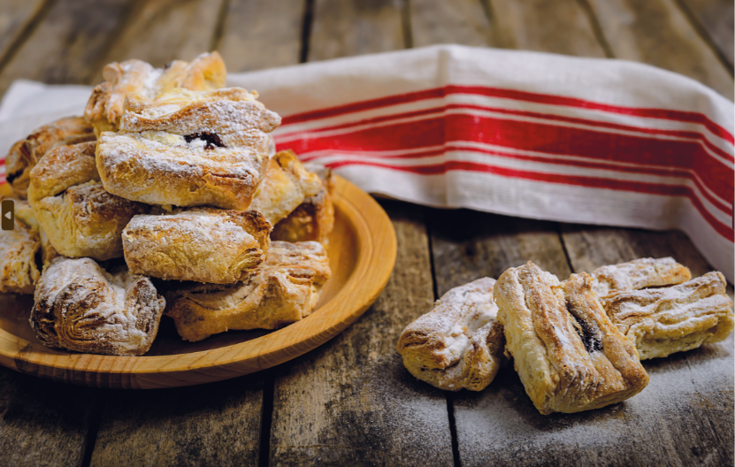 Spolja hrskavi, a iznutra mekani kao duša: Najlepši starinski kolač koji vraća u detinjstvo (RECEPT)