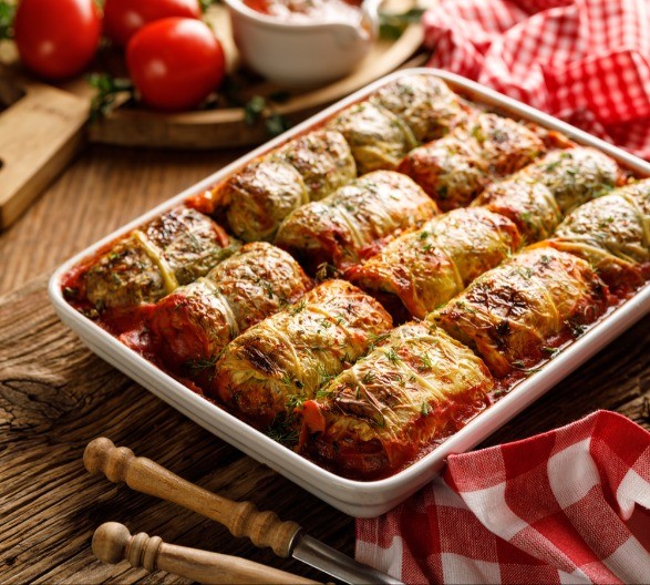 Majstorski recept za sarmu punu oraha i povrća: Starinsko jelo koje će obogatiti trpezu, nećete znati kad je dosta