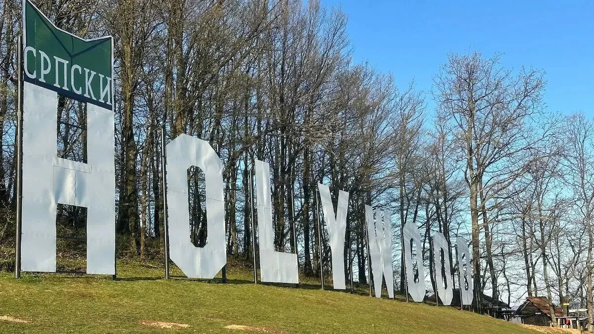 Cvrkut ptica i Čarobnjak iz Oza dočekuju vas na Srpskom Holivudu: Ovo je jedna od najpopularnijih prolećnih lokacija u Srbiji 