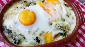 Pamtim ovo jelo moje nane sa Kosova kao NAJUKUSNIJI RUČAK i pravim ga po njenom receptu i dan-danas: Kvalitetni sastojci, prosta priprema, prava mera začina i jedan najvažnijiji - LJUBAV!