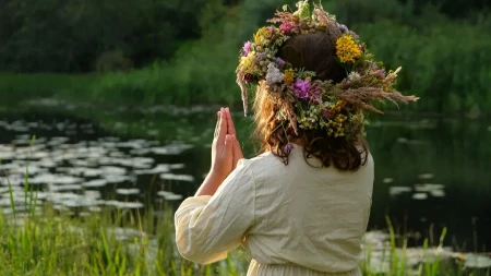 Ko su LAZARICE i koji je to važan običaj za Lazarevu subotu?