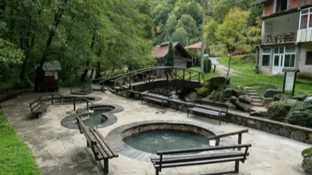 Ova srpska banja ima 37 termalnih izvora, a noćenje košta oko 2.000 dinara