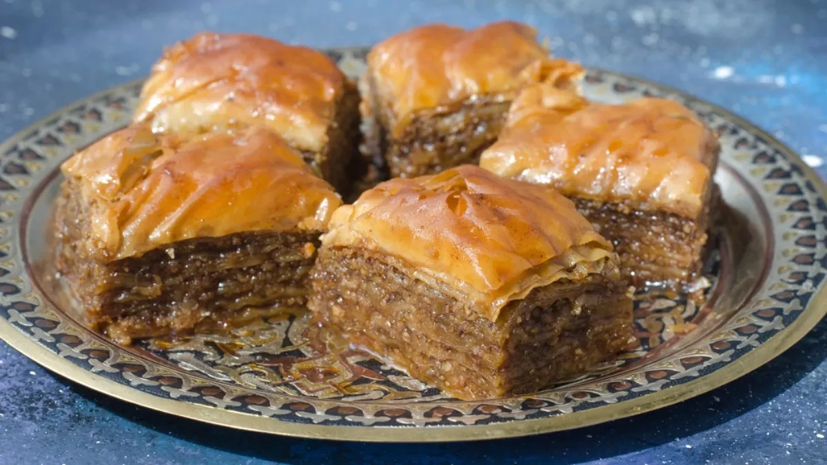 Starinska baklava koja se obavezno sprema za Kurban-bajram: Danima će ostati sočna, a ukus je prava fantazija