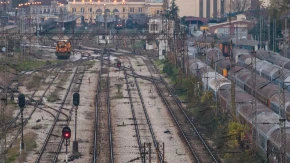 "Štadler" kreće za primorje: Polazi međunarodni sezonski voz do Bara, a ovo su cene