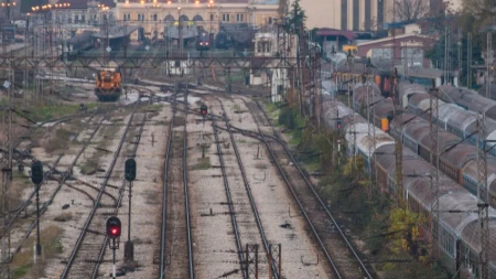 "Štadler" kreće za primorje: Polazi međunarodni sezonski voz do Bara, a ovo su cene