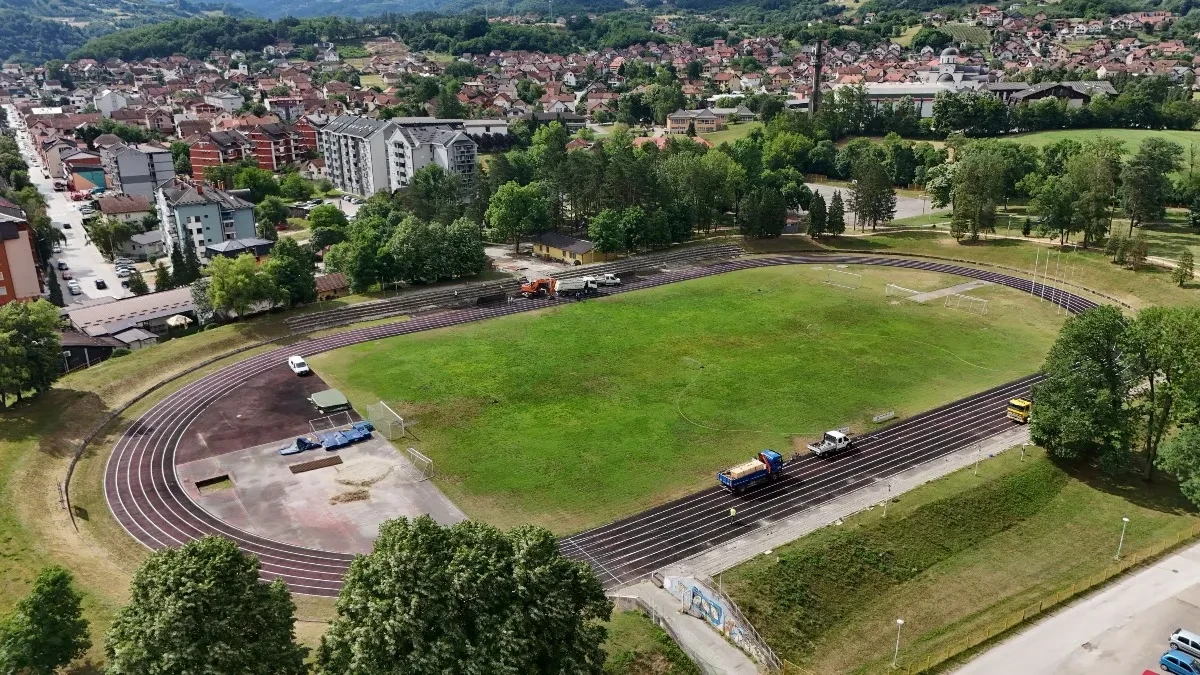 Ovaj stadion biće ponos opštine na zapadu Srbije: Preko 200 miliona ulaže se u sportsku infrastrukturu Bajine bašte - spremna da dočeka čuvene MOSI igre