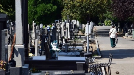 Šta uraditi sa peškirom koji dobijete na sahrani: Sveštenik otkrio istinu koju narod godinama pogrešno tumači