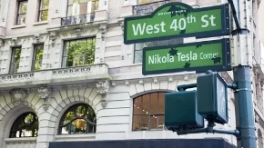 "JEDNO LUDO LETO" PISALO JE U NJEGOVOM DNEVNIKU Slika Nikole Tesle u društvu osamljene žene, ISTINA ILI LAŽ (FOTO)