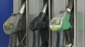 Ako vam auto "guta" gorivo ovo morate da znate: Ovako ćete smanjiti potrošnju! Svi saveti na jednom mestu, ima i jedna caka