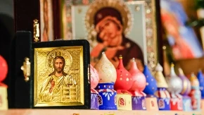 Danas je praznik IKONE PRESVETE BOGORODICE TROJERUČICE! Zaštitnica Hilandara je simbol vere i isceljenja, pomolite joj se OVIM rečima