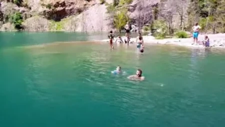 Ovaj skriveni biser Fruške gore malo ko zna: Tirkizna voda kao iz bajke, mir koji oslobađa, ovo nema nigde!