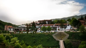 Ova banja je pravi unikat u Srbiji: Priroda kao iz bajke, odmor zagarantovan, a cene jeftine