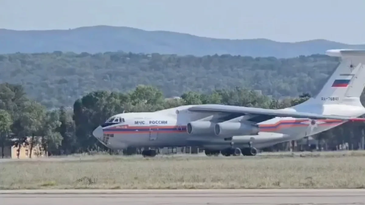 Ruski džin prvi put gasio vatrenu stihiju na Stolovima: Iljušin u četiri naleta izbacio 168 tona vode 