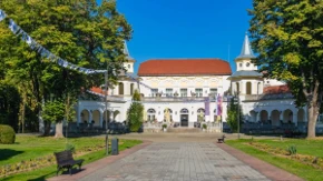 Nekada su je zvali "smrdna banja", danas je prava lepotica: Krije lekovite izvore i kraljevski park, a noćenje jeftino
